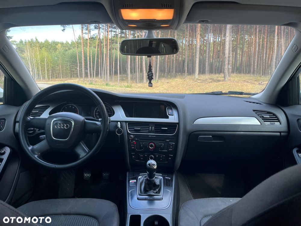 Audi A4 Avant - 8