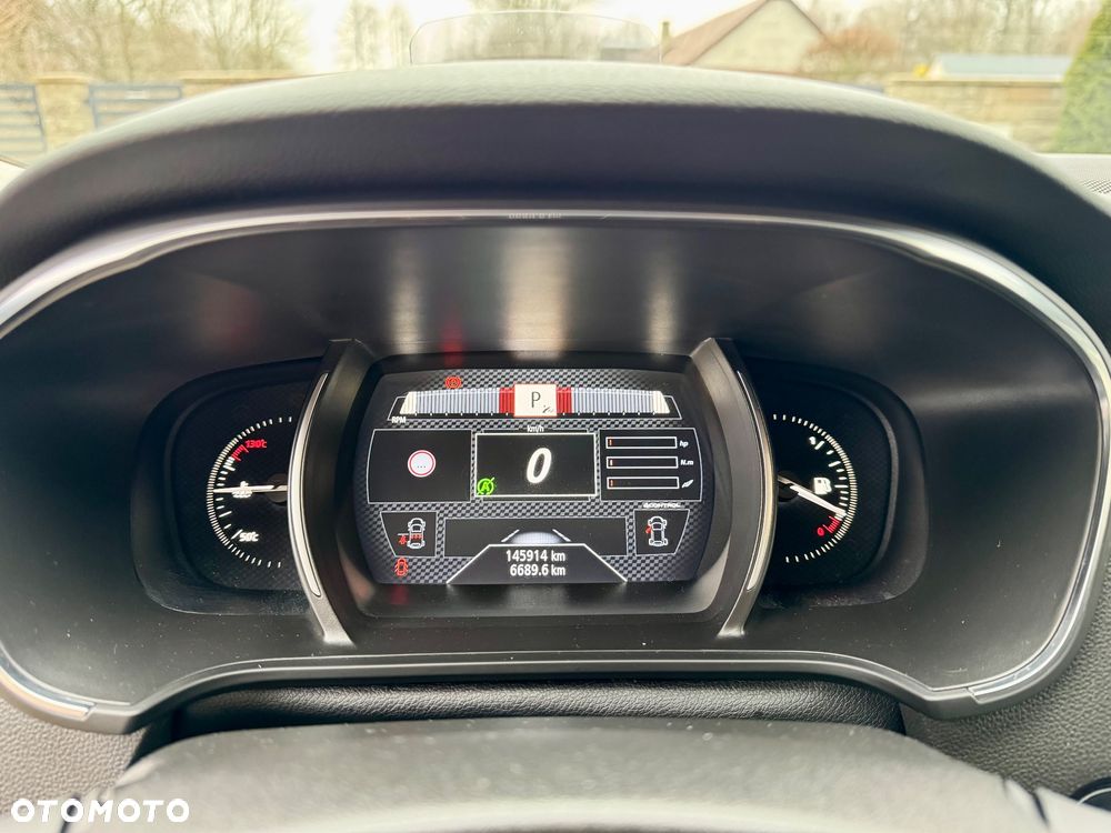 Renault Megane ENERGY TCe 205 EDC GT - 18