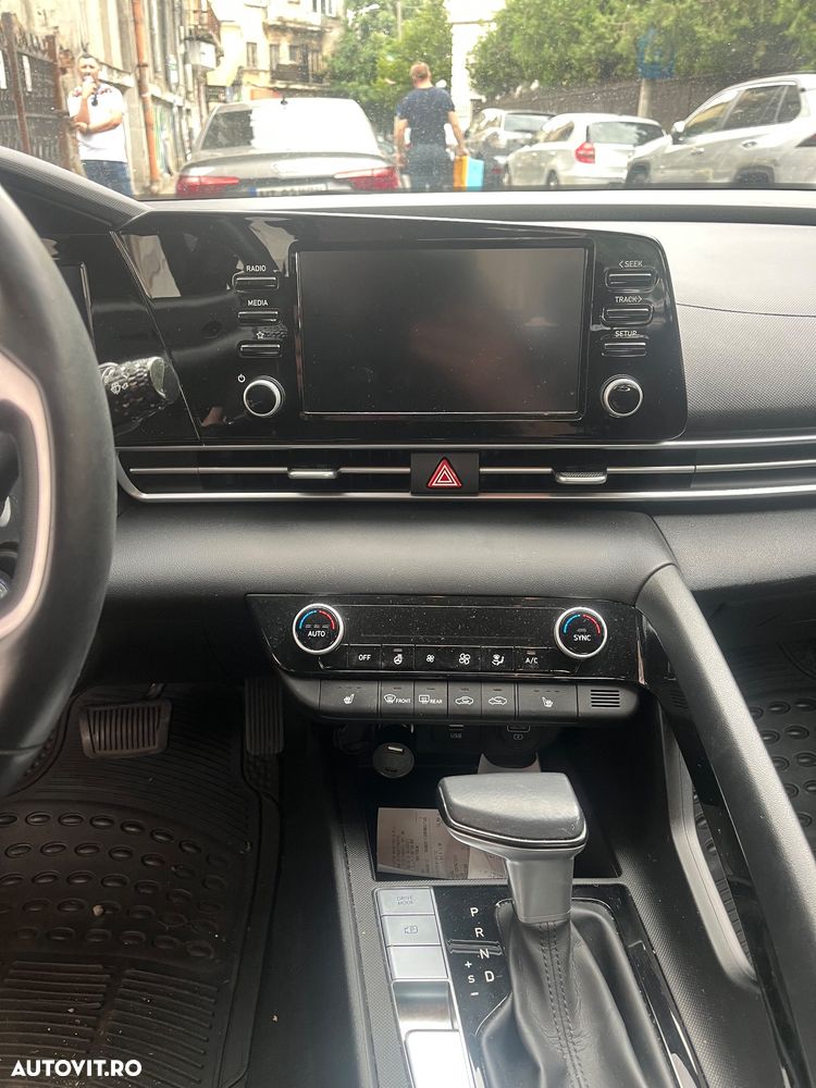 Hyundai Elantra 1.6 l 123 CP CVT Highway - 6