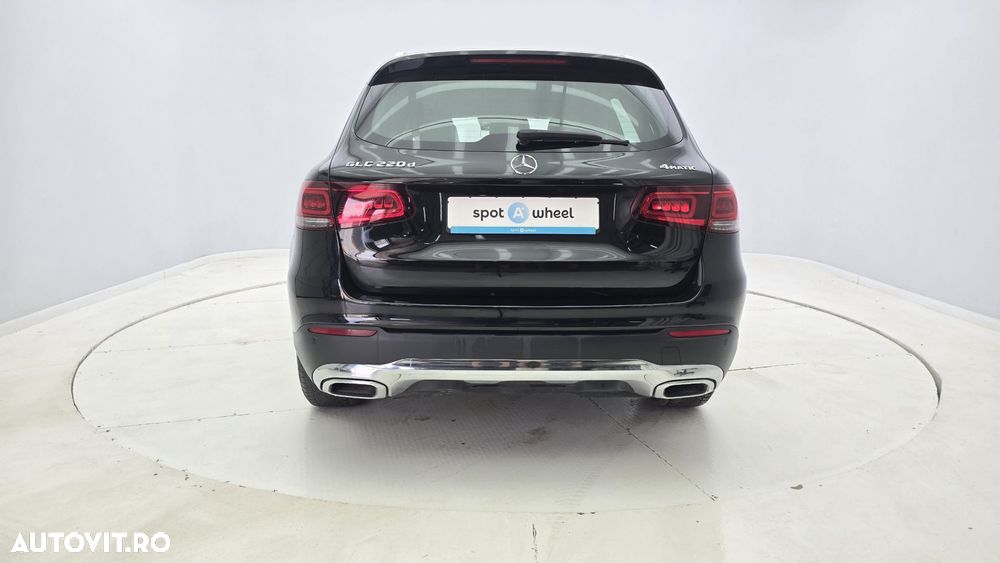 Mercedes-Benz GLC 220 d 4MATIC - 7