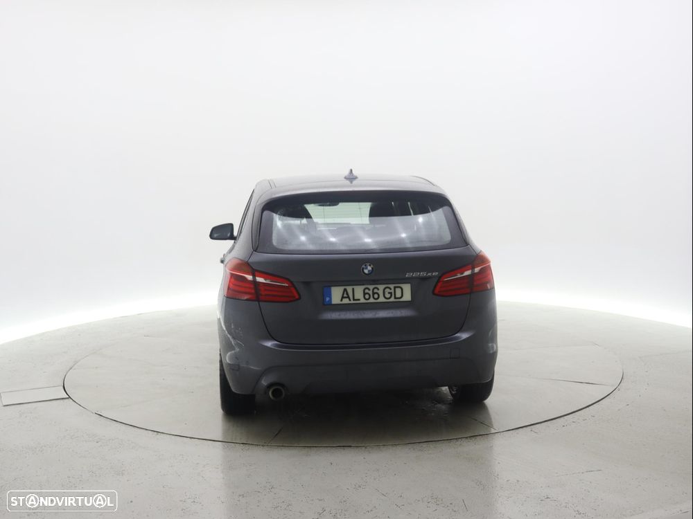 BMW 225xe Active Tourer - 5