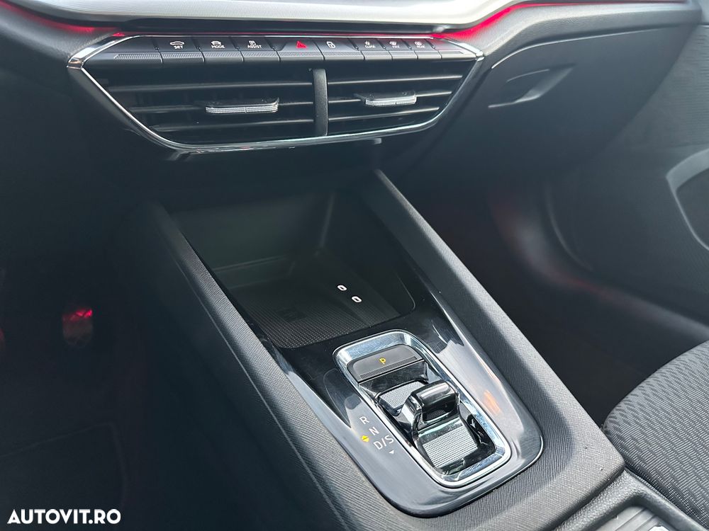 Skoda Octavia Combi 2.0 TDI DSG Edition - 26