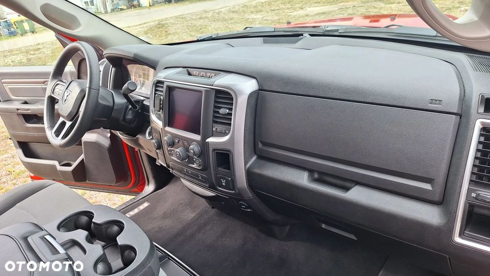 RAM 1500 5.7 Crew Cab Bighorn - 10