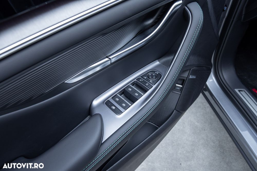 Byd Seal U DM-i PHEV Boost - 11