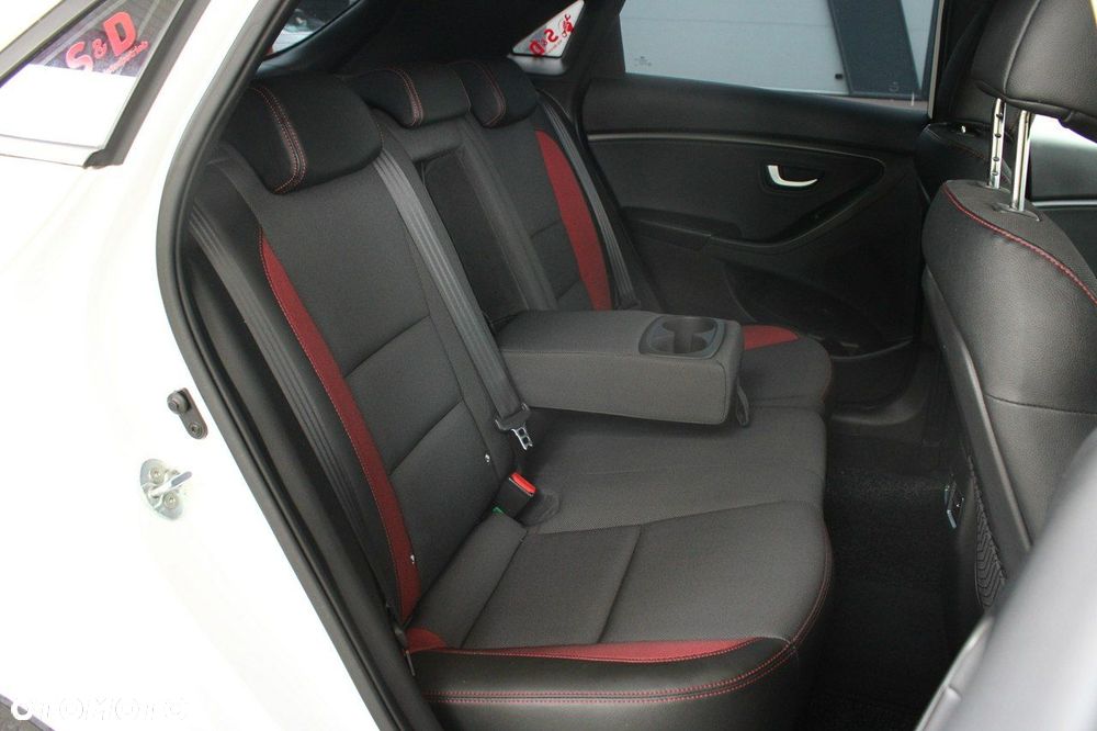 Hyundai i30 1.6 GDI Turbo Sport - 12