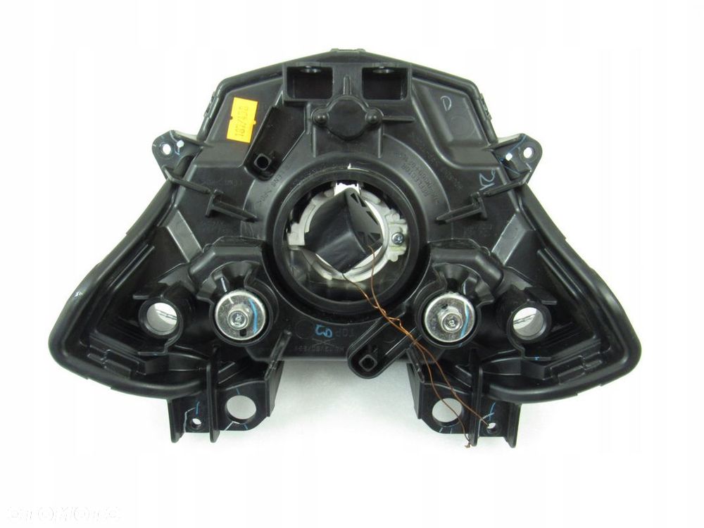 Lampa przód / reflektor Kawasaki Z 650 - 7