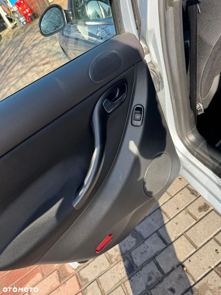 Seat Leon 1.6 Signo - 17