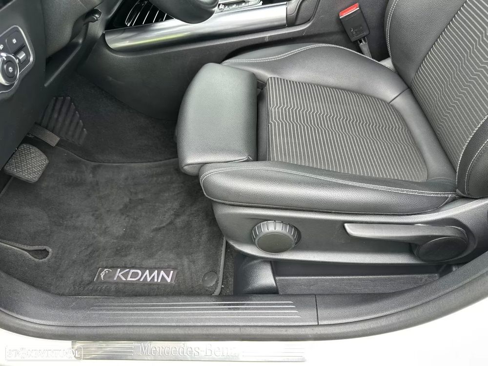 Mercedes-Benz B 200 7G-DCT AMG Line Advanced Plus - 35
