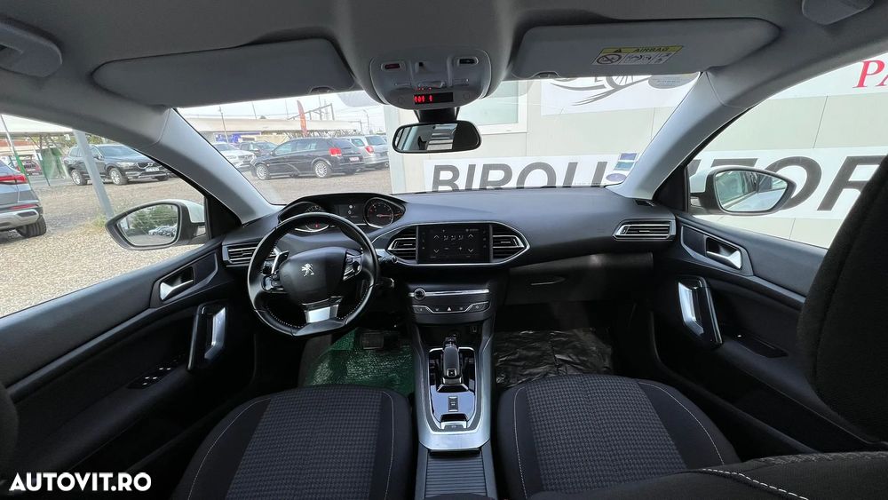 Peugeot 308 - 4