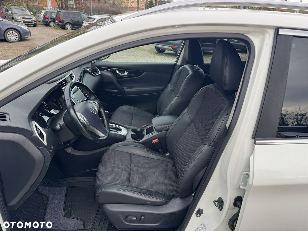 Nissan Qashqai 1.2 DIG-T Xtronic TEKNA - 22