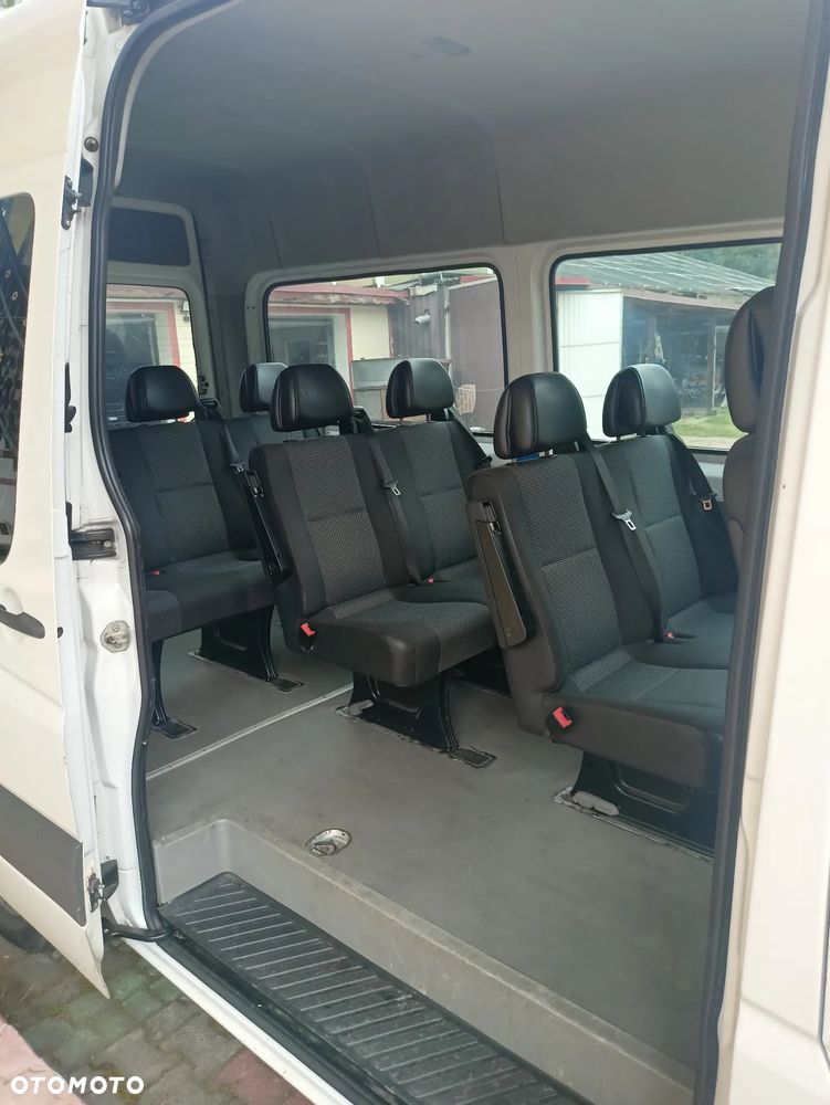 Mercedes-Benz Sprinter - 12