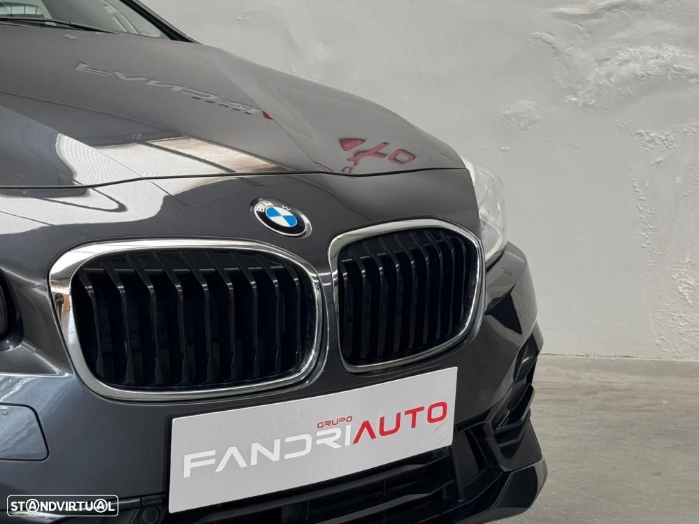 BMW 225xe Active Tourer Line Luxury - 4
