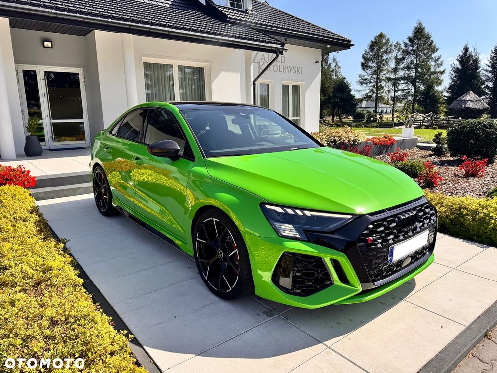 Audi RS3 Limousine - 3