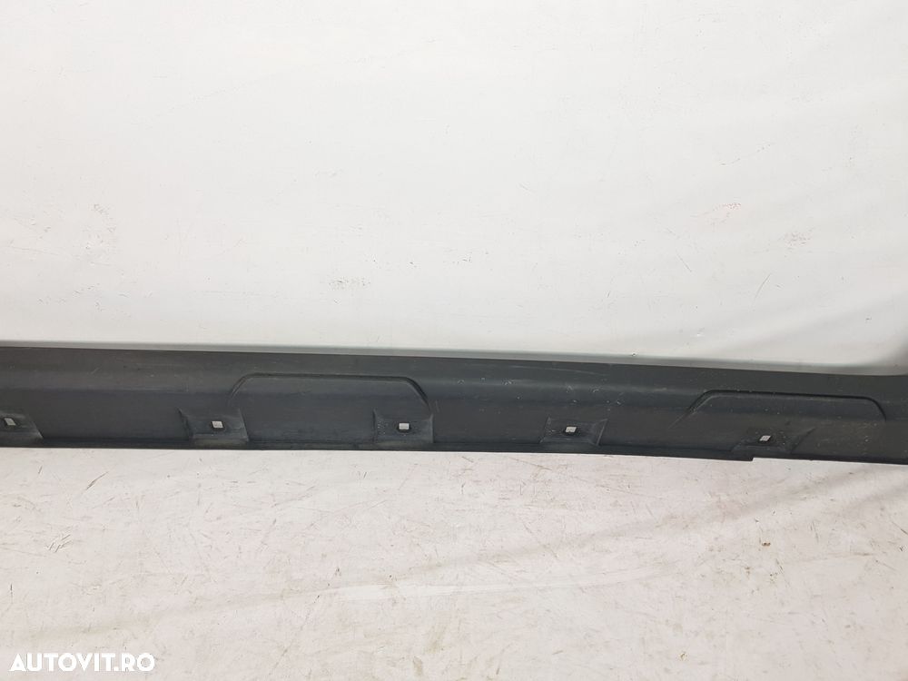 Prag ornament stanga Dacia Sandero 3 dupa 2020 - 4