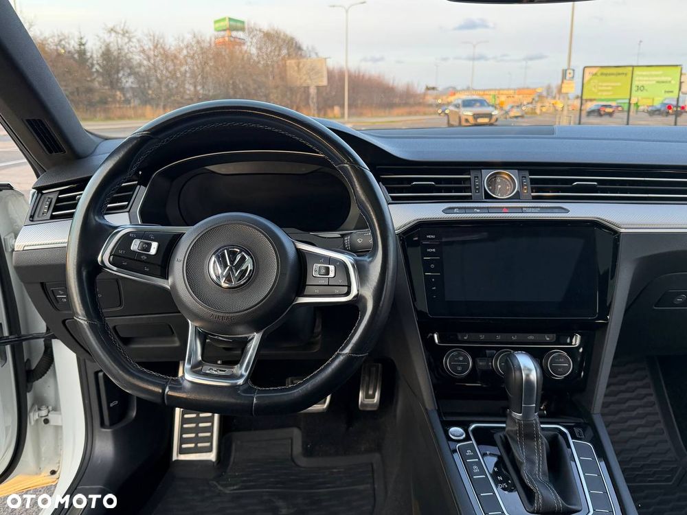 Volkswagen Arteon 2.0 TDI SCR R-Line Edition DSG - 2