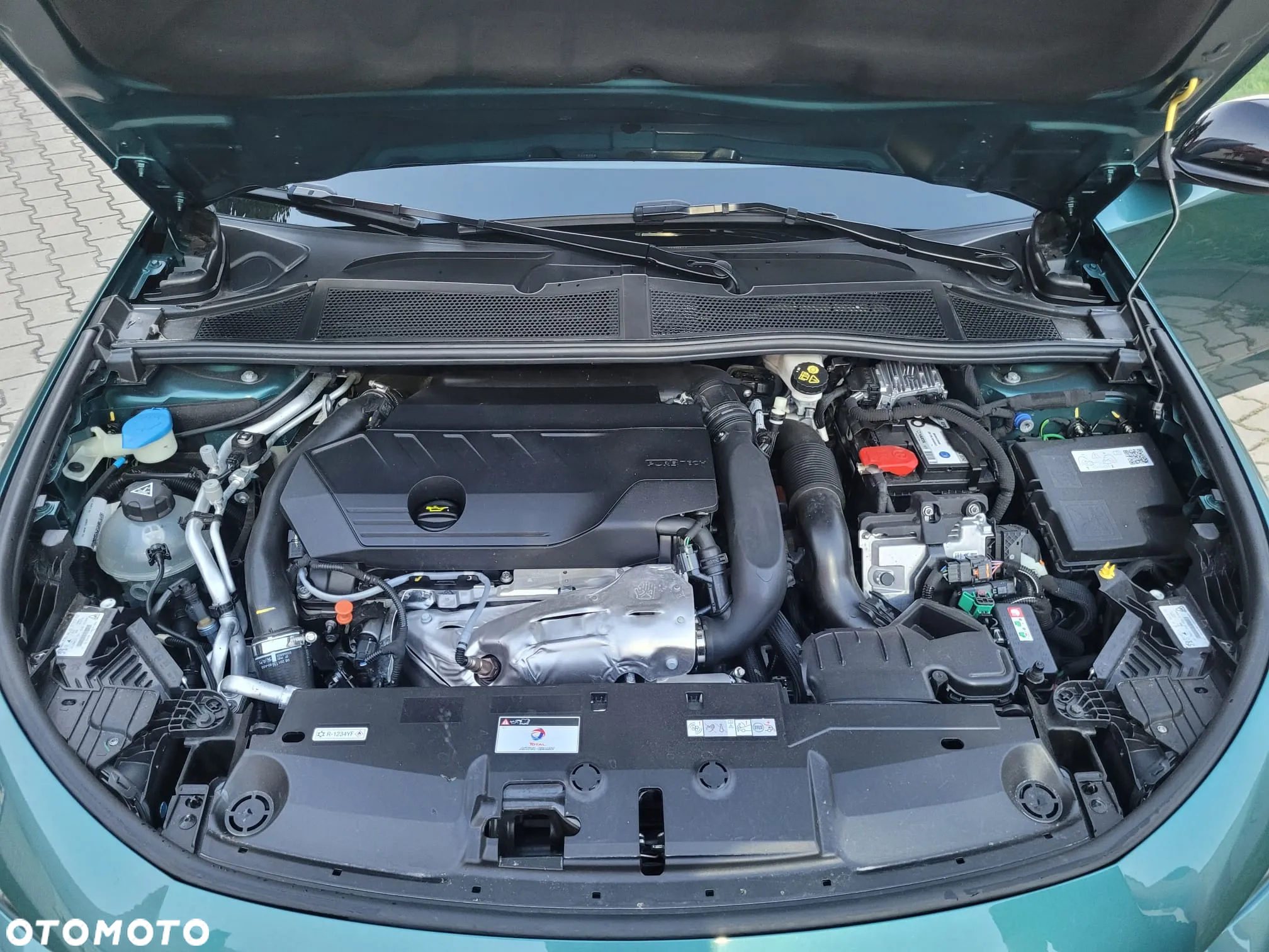 Peugeot 308 SW Plug-In Hybrid 225 e-EAT8 GT - 14