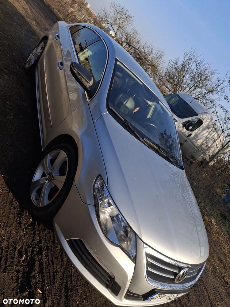 Volkswagen Passat 1.8 TSI Sportline - 9