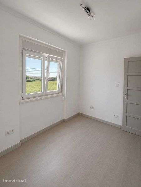 Aluga-se Apartamento T3+1 - Grande imagem: 4/8