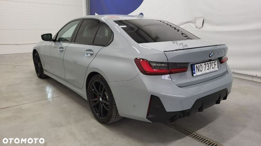 BMW Seria 3 320d xDrive mHEV M Sport - 8