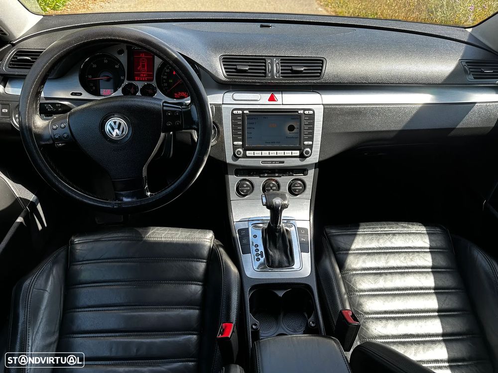 VW Passat Variant 2.0 TDI Highline DSG - 14