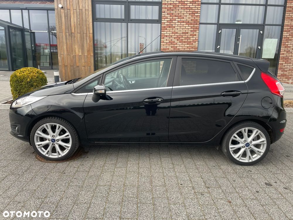 Ford Fiesta 1.0 EcoBoost S&S TITANIUM - 2