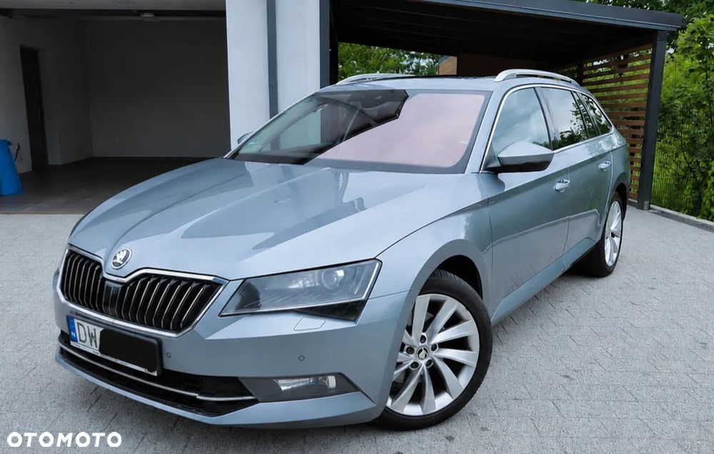 Skoda Superb 2.0 TDI Style DSG - 3