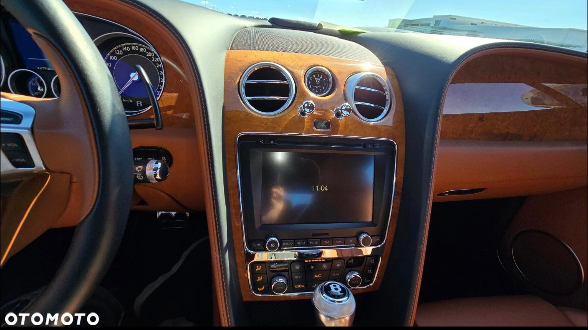 Bentley Continental GT W12 - 26