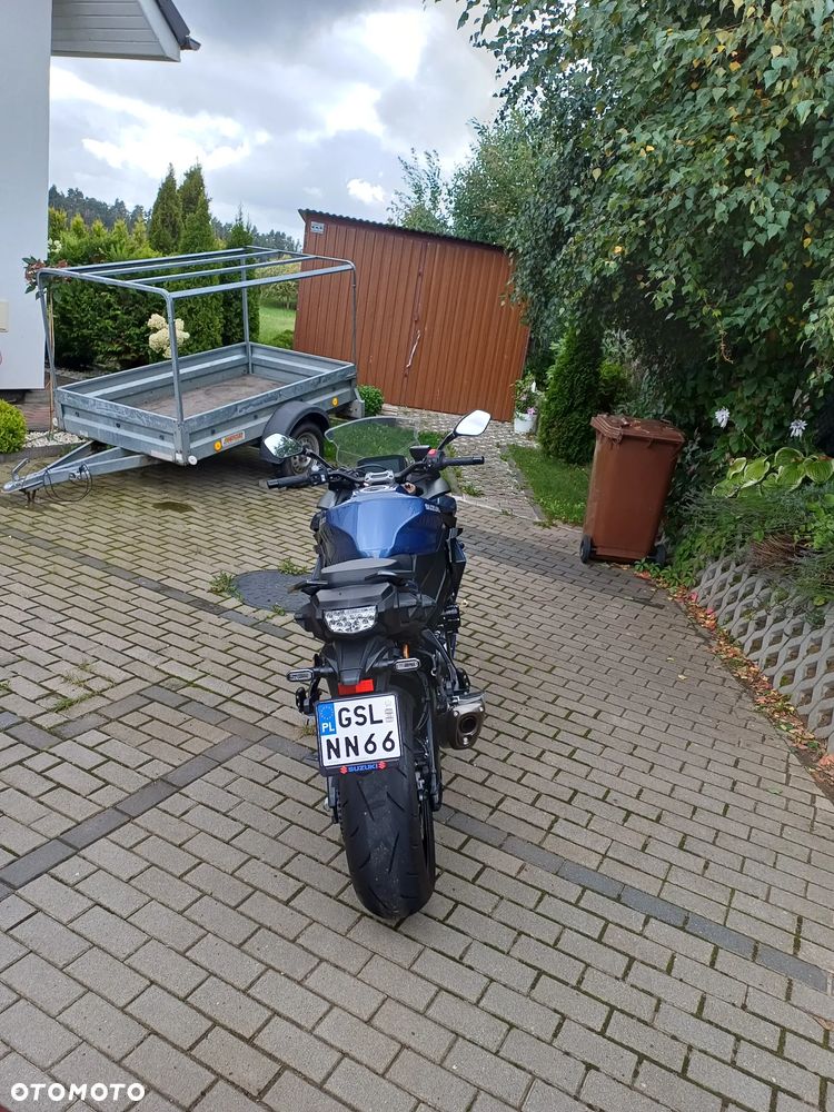 Suzuki GSX 1000 - 9