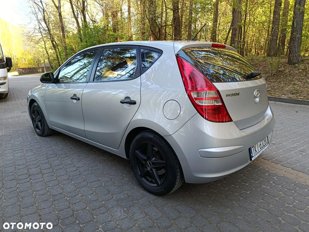 Hyundai i30 1.4 Blue Comfort - 11