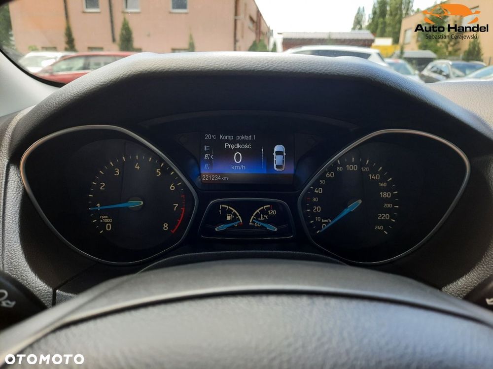 Ford Focus 1.5 EcoBoost STart-Stopp-System TITANIUM - 18