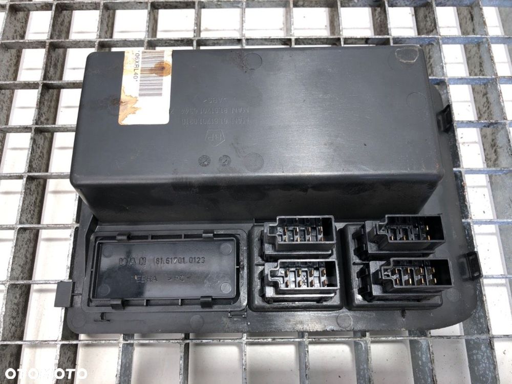 PANEL STEROWANIA SZYB  MAN TGX I 2006 - 2022 18.440 324 kW [441 KM] 4x2 2012 81617010316 - 5