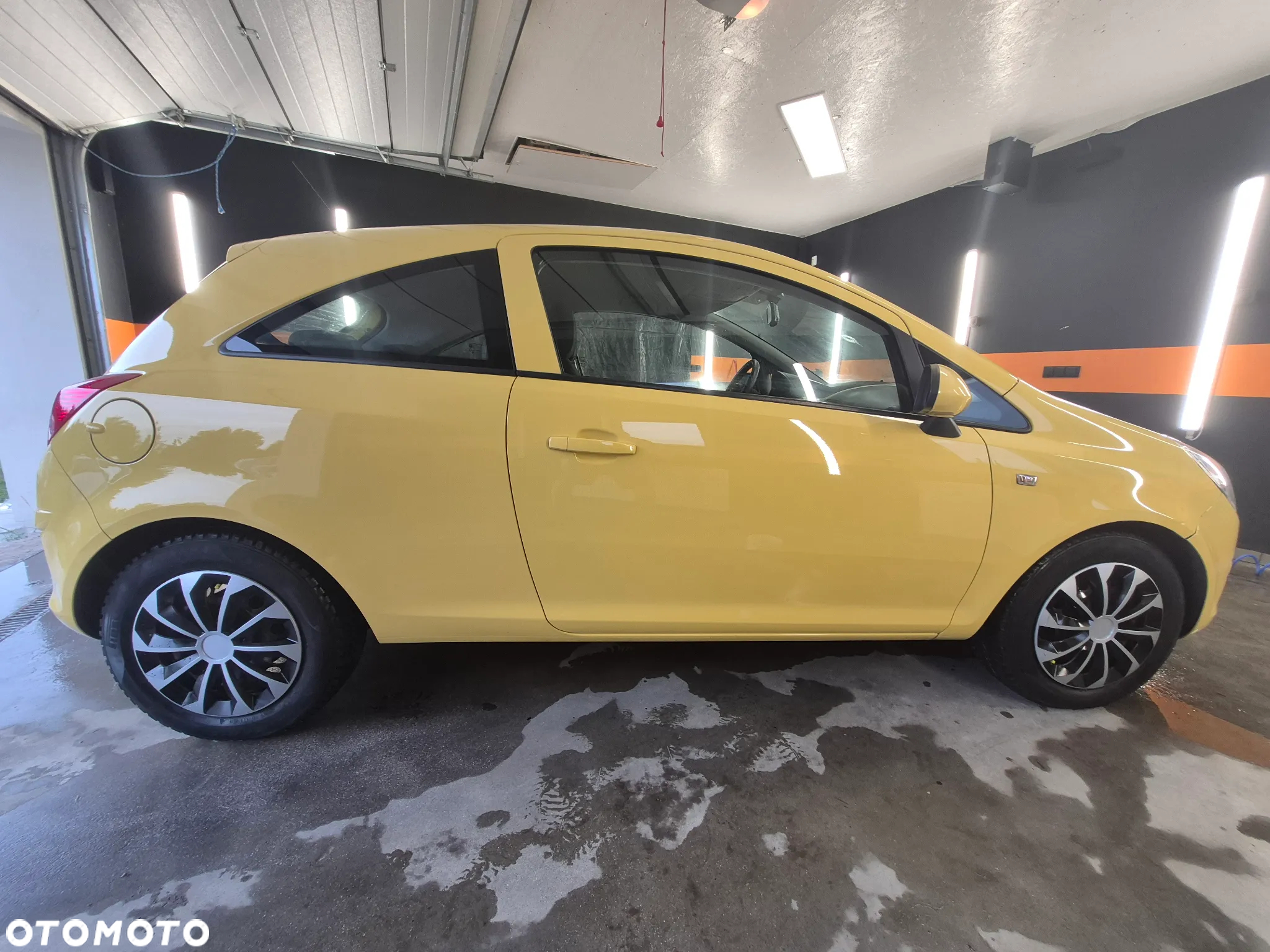 Opel Corsa 1.2 16V - 2