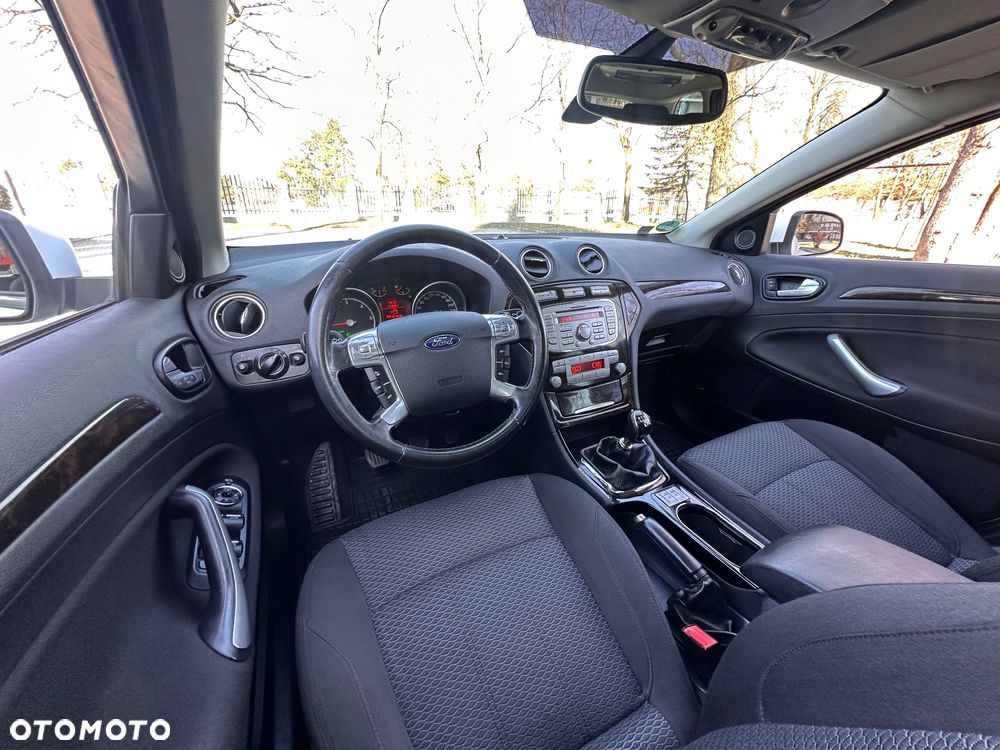 Ford Mondeo 2.0 TDCi Business Edition - 18