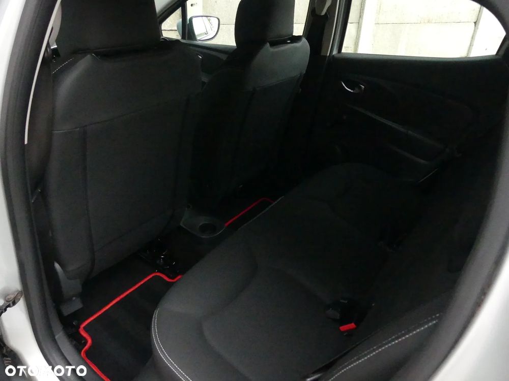 Renault Clio - 12