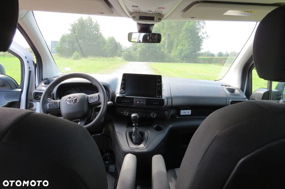 Toyota Proace City - 21