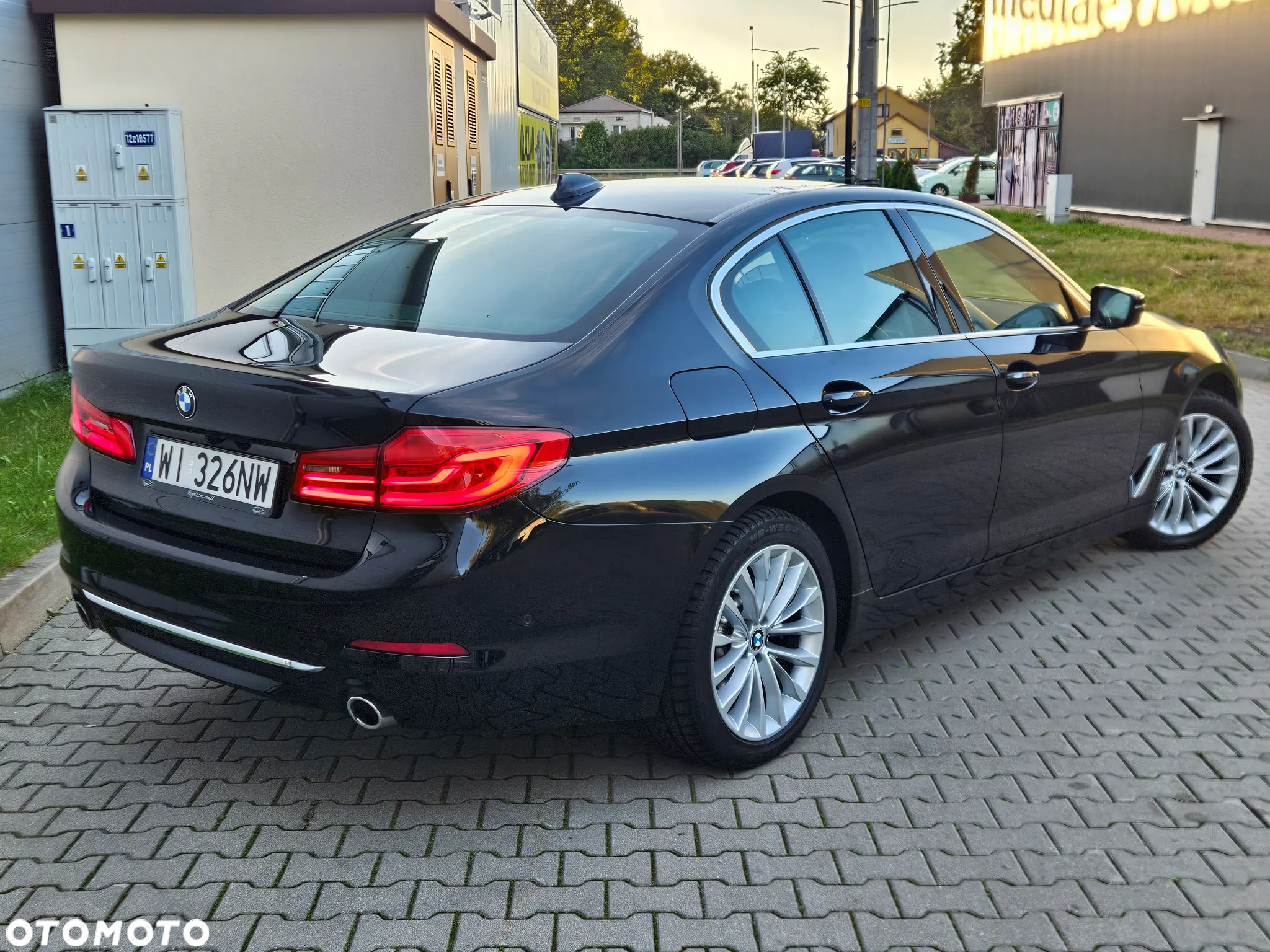 BMW Seria 5 530i GPF xDrive Luxury Line - 40