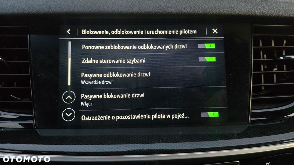Opel Insignia 2.0 CDTI Business Elegance S&S - 24