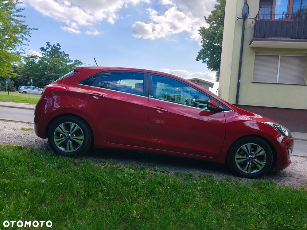 Hyundai i30 blue 1.6 GDI Passion - 10