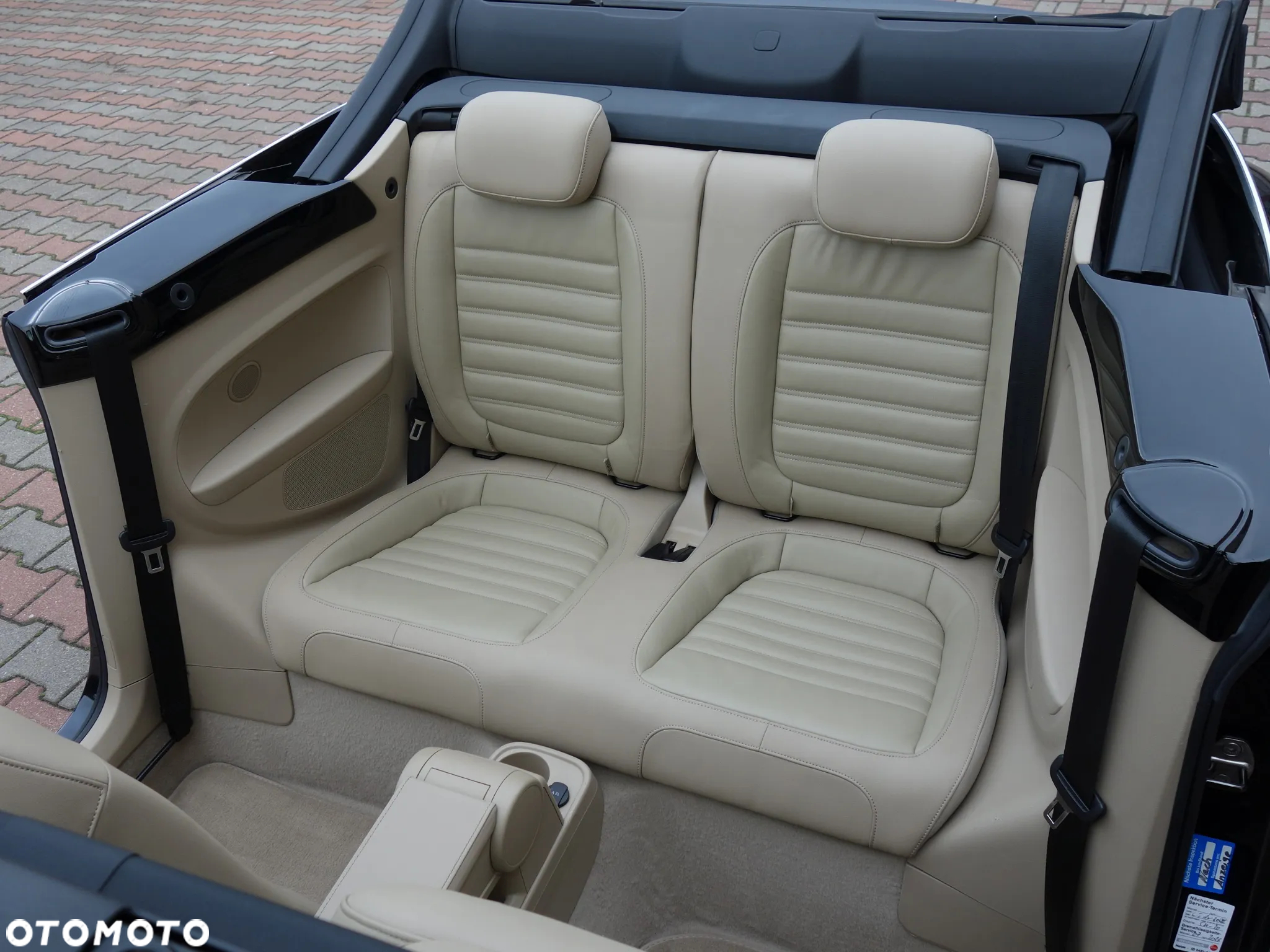 Volkswagen New Beetle - 24