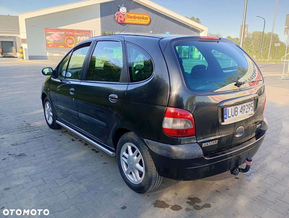 Renault Scenic Megane 1.8i RT 16V - 4