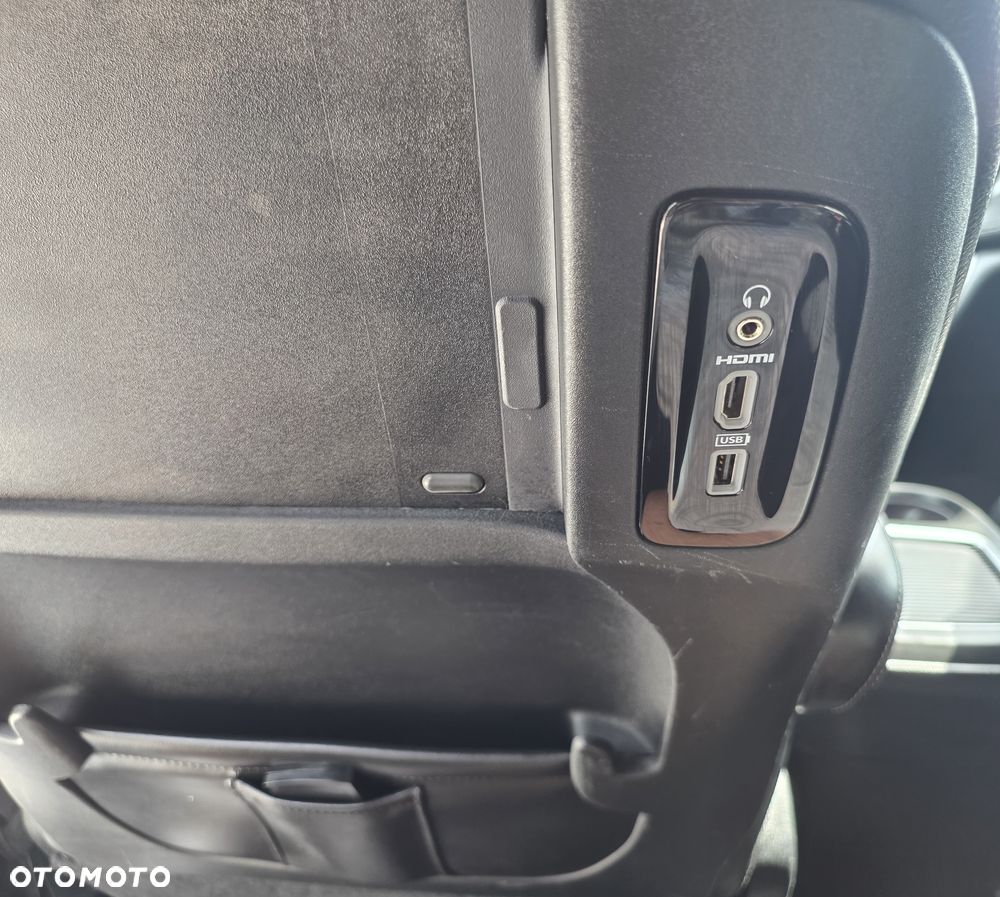 Chrysler Pacifica - 20