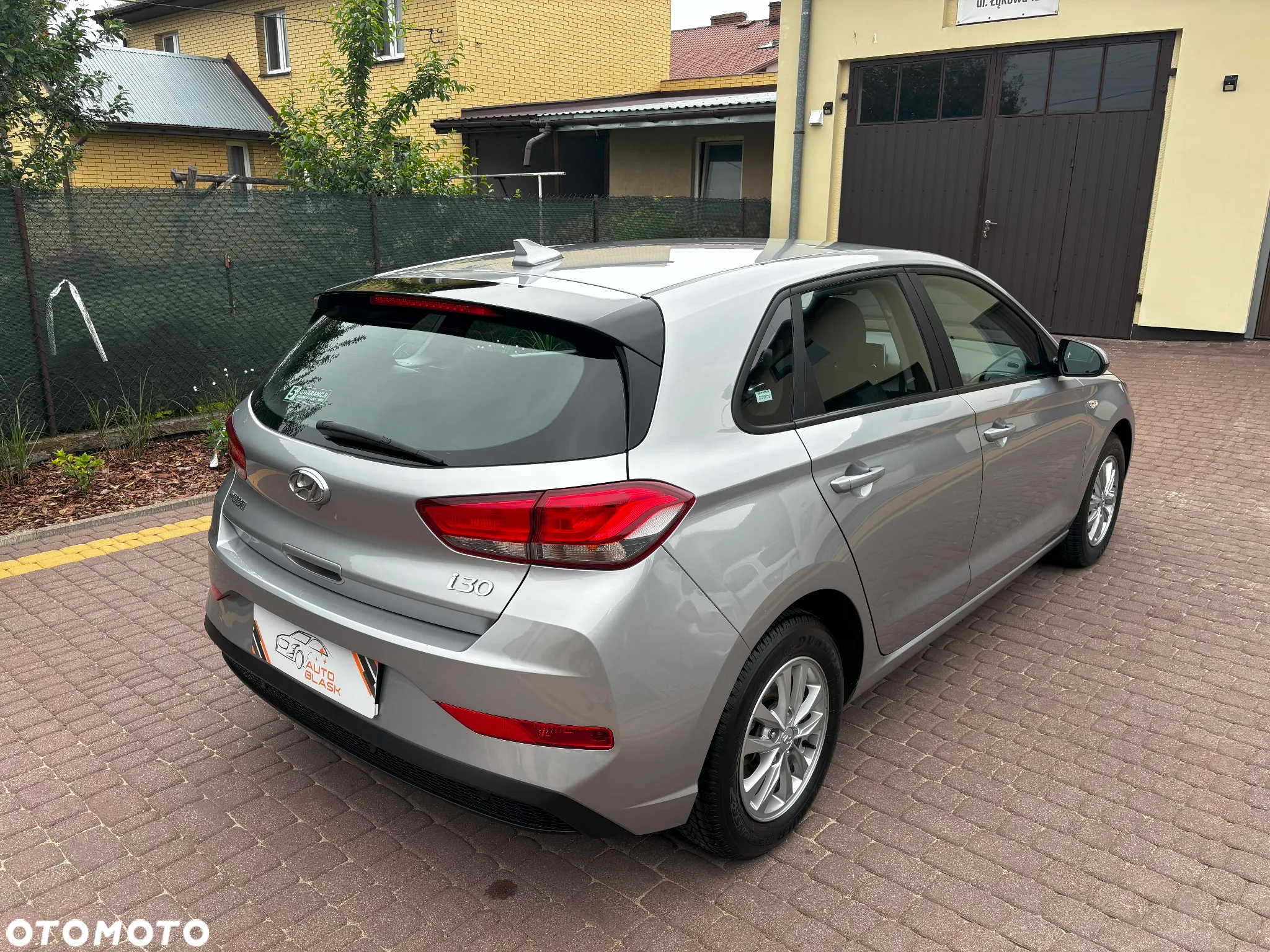 Hyundai i30 1.5 DPI Classic + - 11
