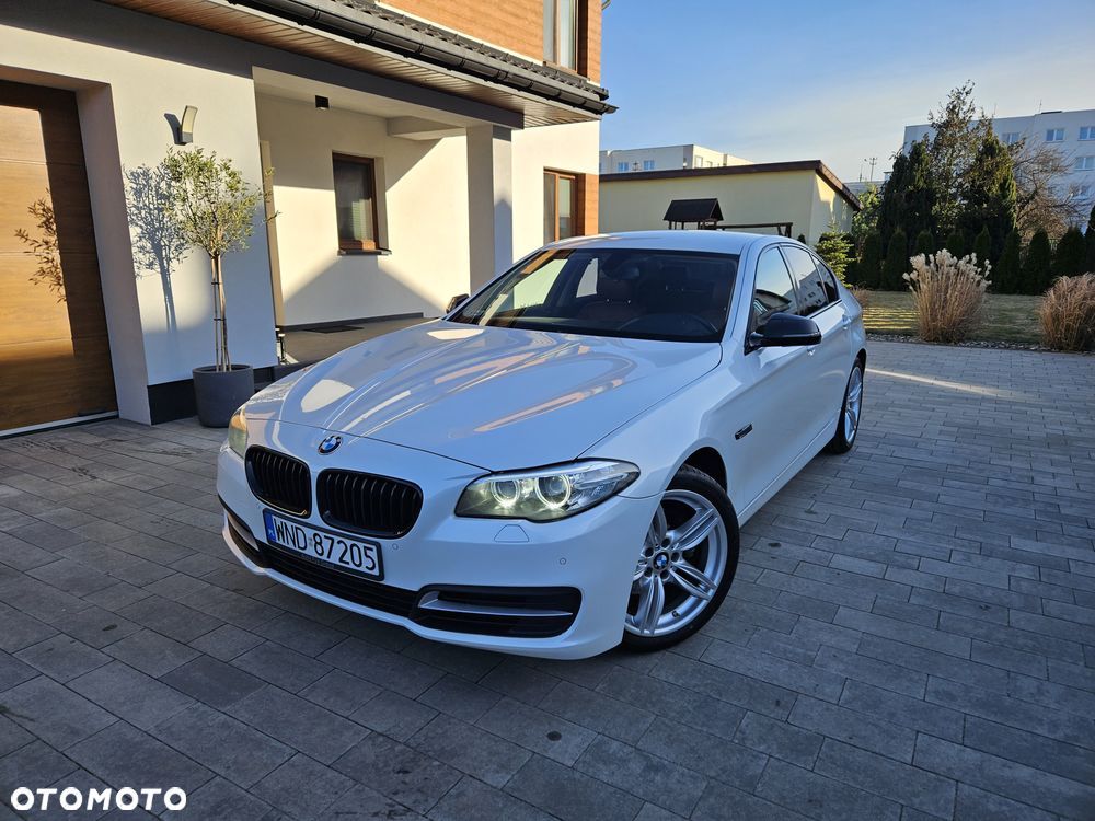 BMW Seria 5 520d xDrive - 6