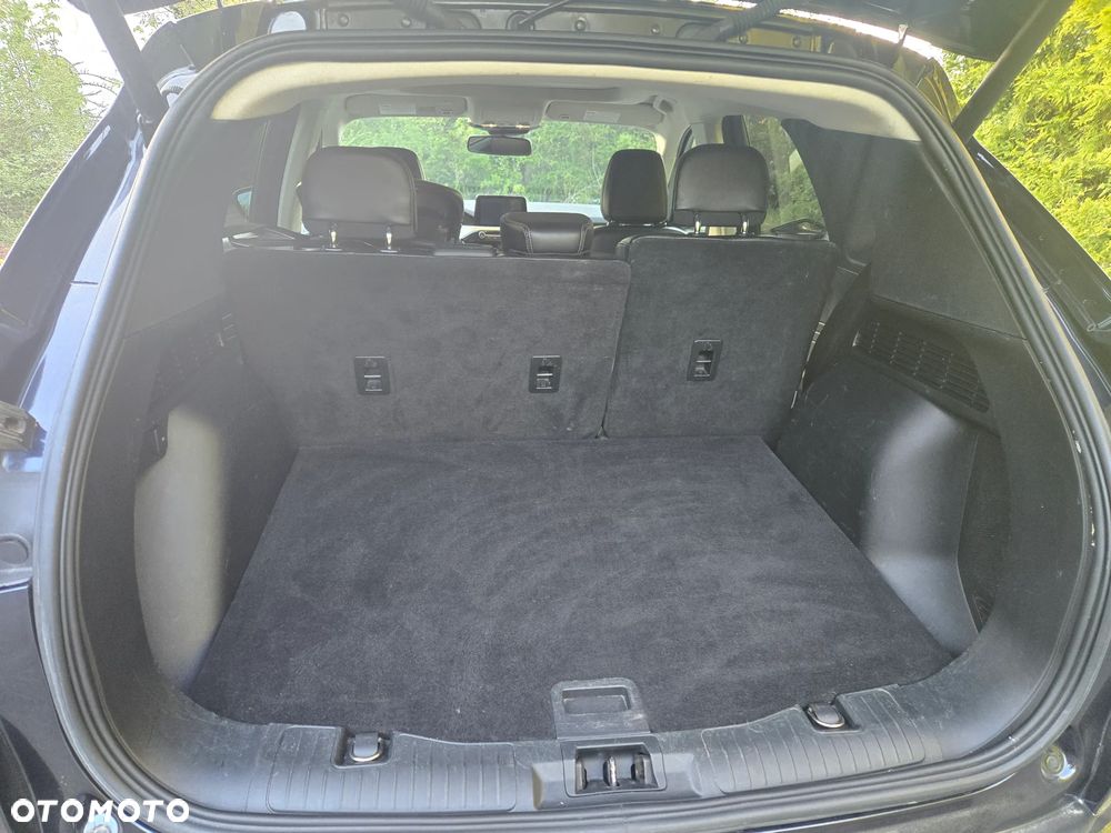 Ford Kuga 2.5 Duratec FHEV 4x4 TITANIUM - 13