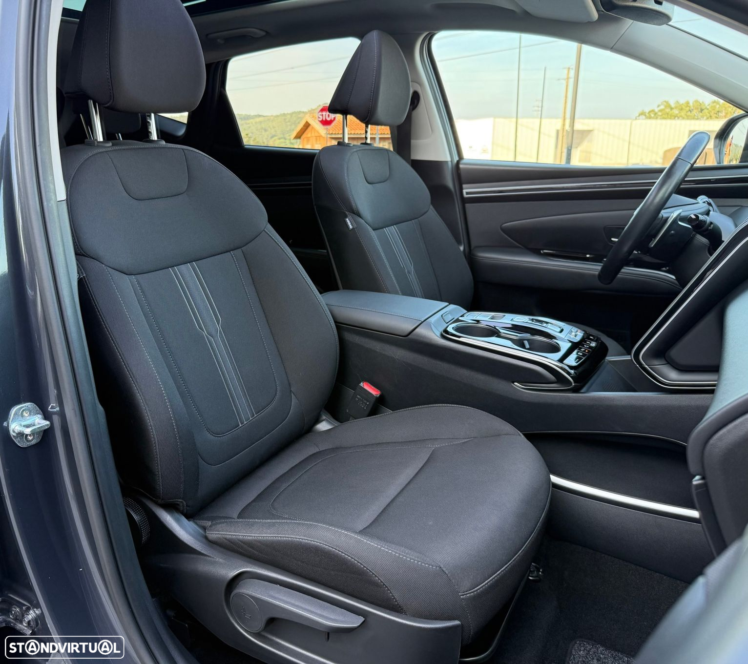Hyundai Tucson 1.6 T-GDI PHEV Premium - 24