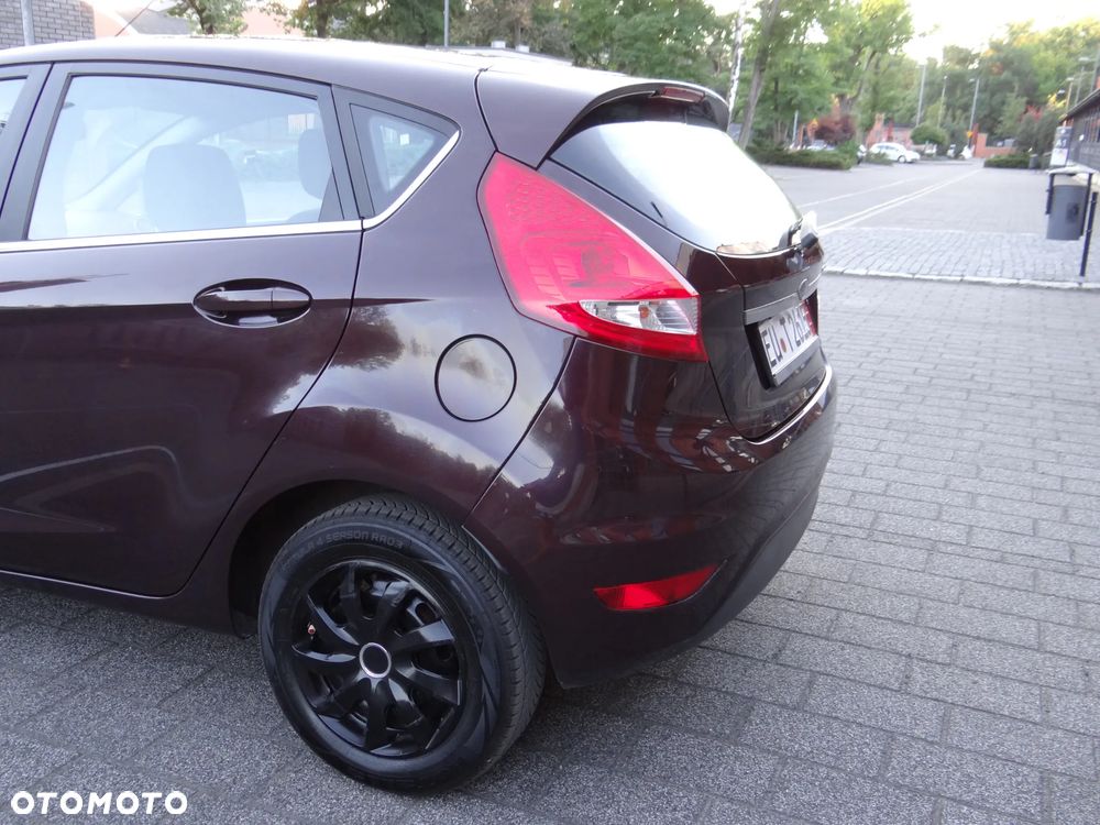 Ford Fiesta 1.25 Ambiente - 16