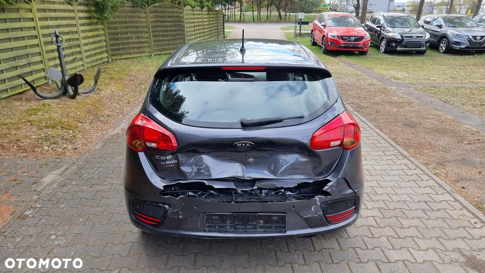 Kia Ceed 1.4 Smart Plus - 16