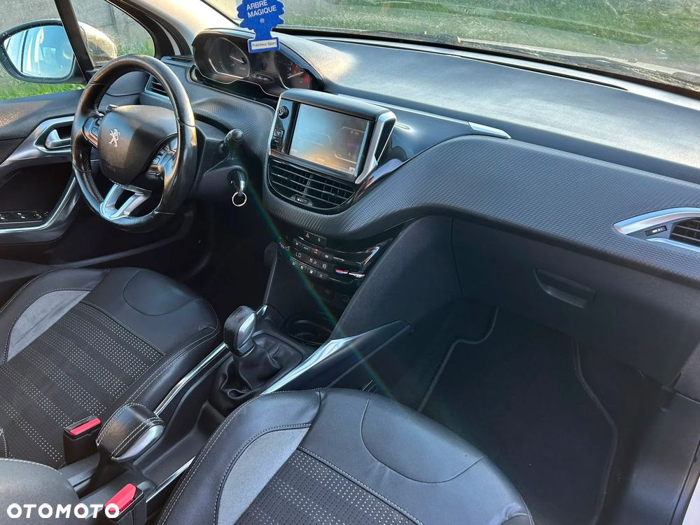 Peugeot 2008 e-HDi FAP 115 STOP & START Allure - 7