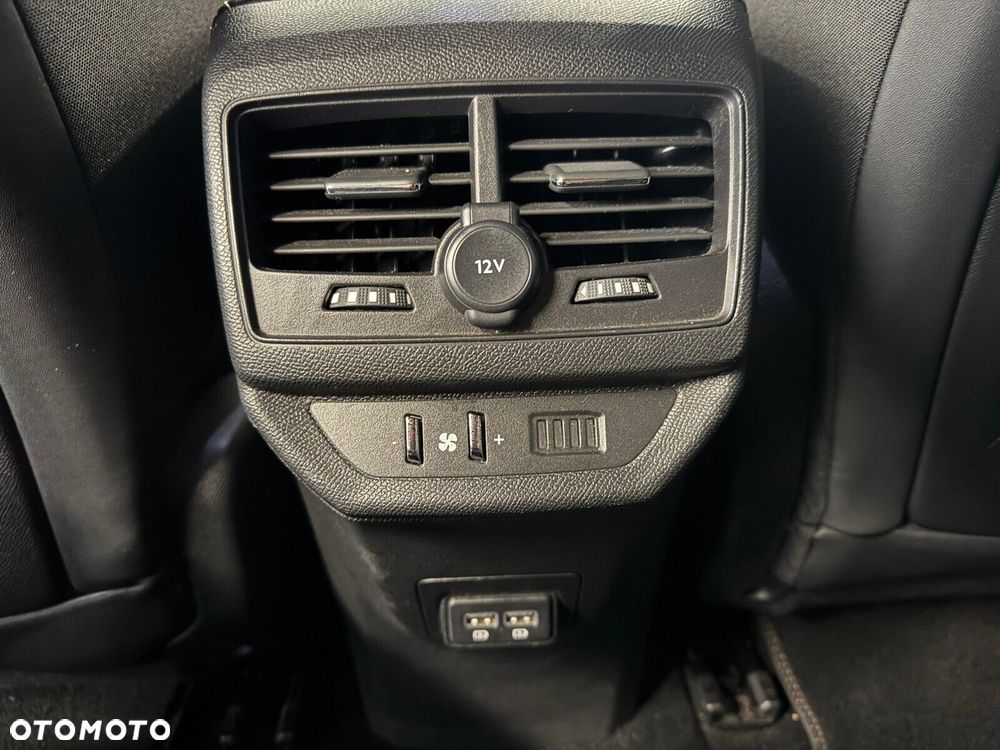 Peugeot 5008 2.0 BlueHDi GT Pack S&S EAT8 - 31