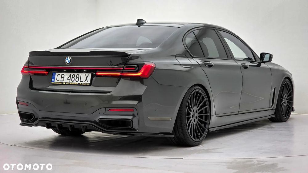 BMW Seria 7 - 8